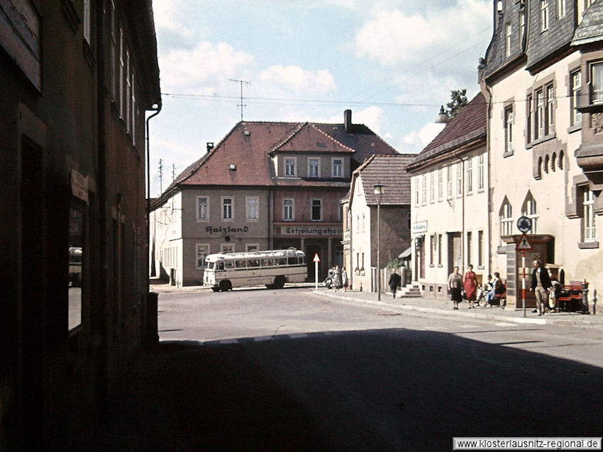 Im Jahr 1959 wurde aus dem Hotel Beyer das FDGB Erholungsheim Holzland.