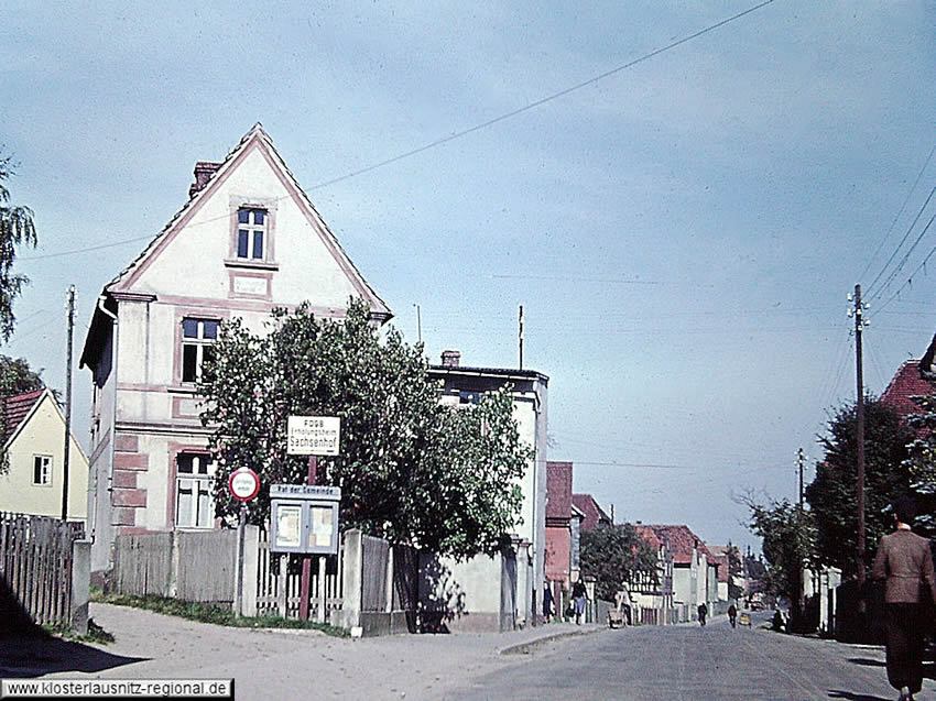 n der DDR war die heutige Gaststätte in FDGB Erholungsheim. 