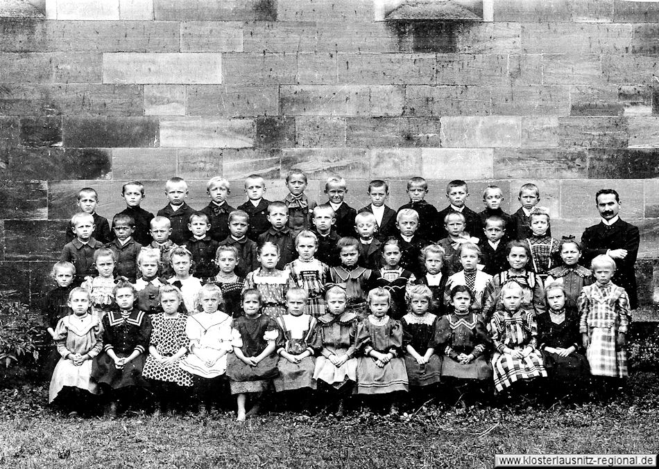 Klassenfoto aus dem Jahr 1908 Lehrer Walter Geifrig