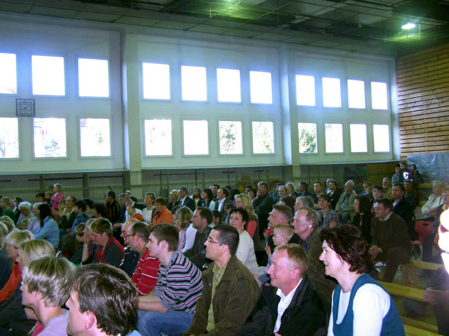 Impressionen von der Namensverleihung am 08.04.2011 - Grundschule "Hermann Sachse"