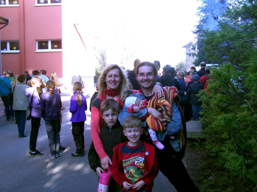 Impressionen von der Namensverleihung am 08.04.2011 - Grundschule "Hermann Sachse"