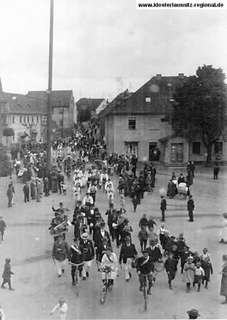 Umzug durch Klosterlausnitz